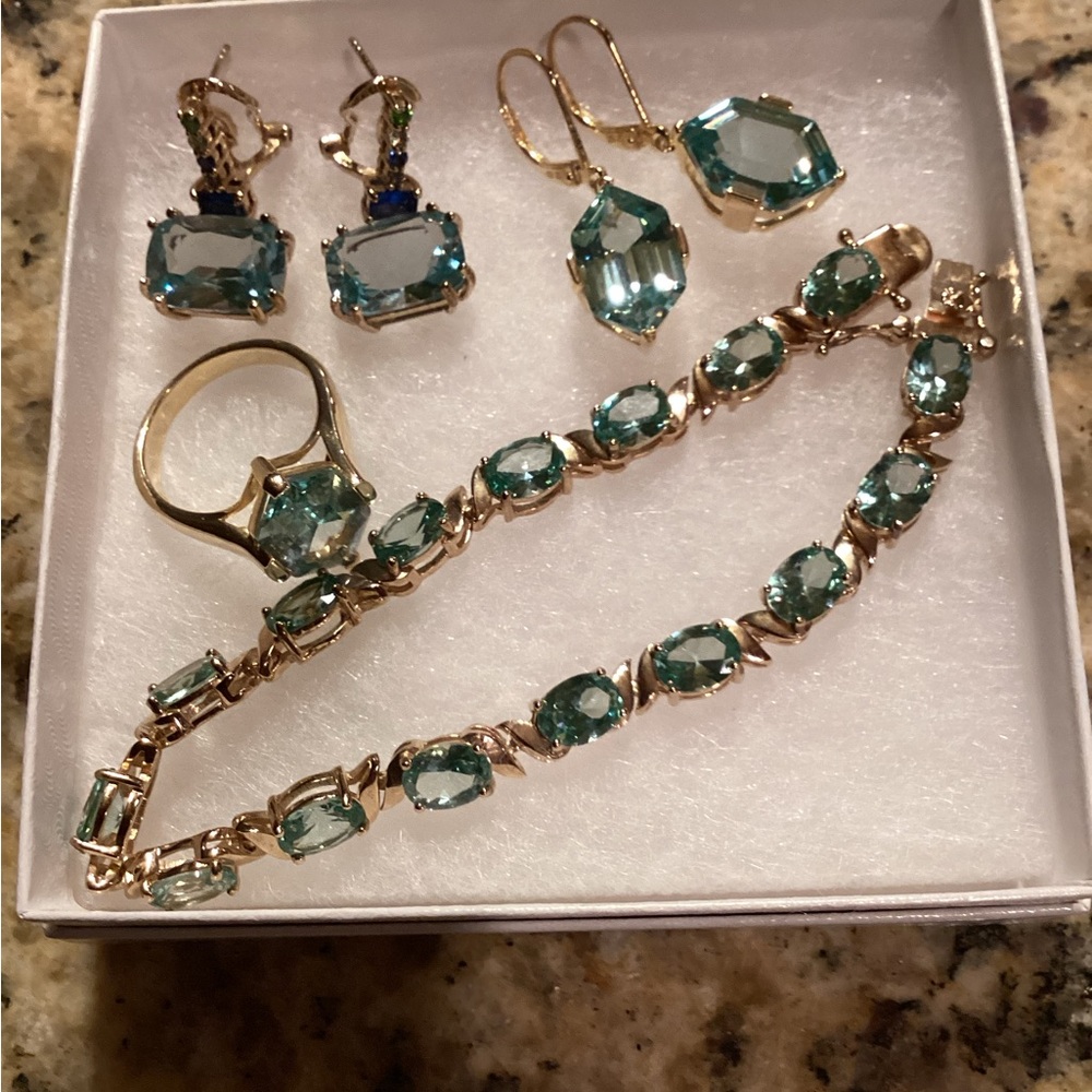 DK 925 Sterling Topaz Light Blue Gold Tone Bracelet Ring 2 Sets Earrings